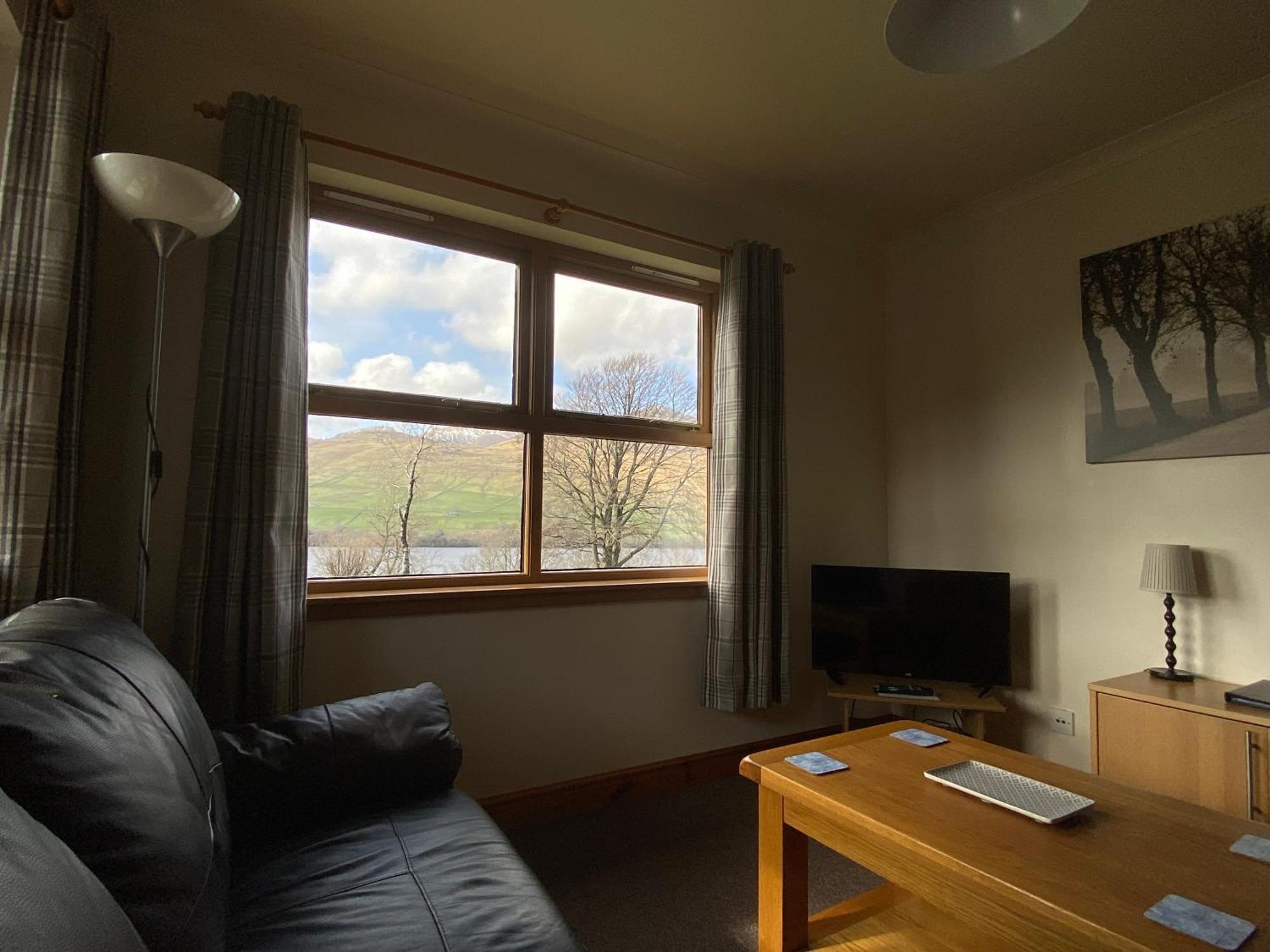 Bracken Lodges, Loch Tay, Linnie Lodge อาเบอร์เฟลดี ภายนอก รูปภาพ