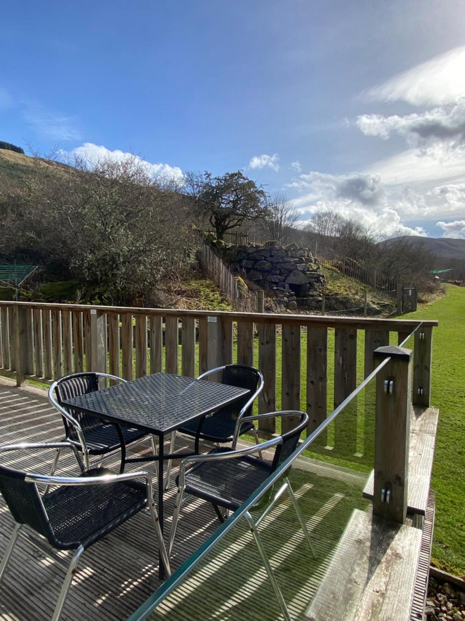Bracken Lodges, Loch Tay, Linnie Lodge อาเบอร์เฟลดี ภายนอก รูปภาพ