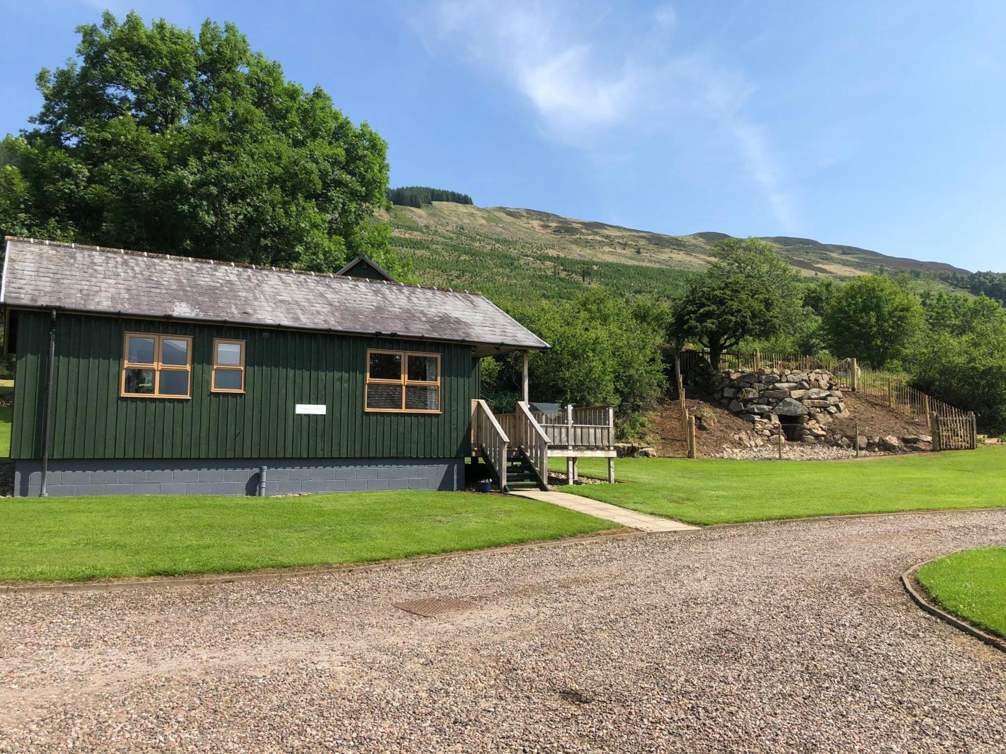 Bracken Lodges, Loch Tay, Linnie Lodge อาเบอร์เฟลดี ภายนอก รูปภาพ